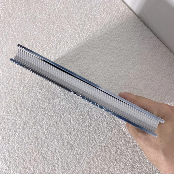 Living Lunarly With Kiki Ely Self Care Powered By The Moon  Hard Cover Book - Picture 5 of 13